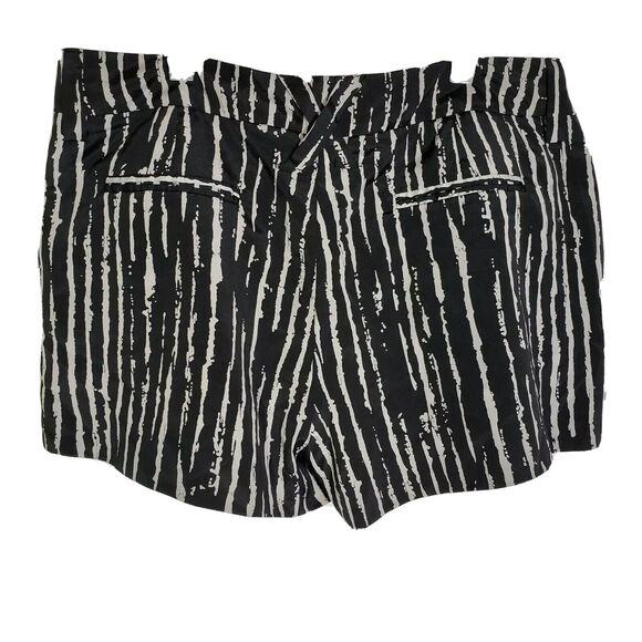 Allen B. by Allen Schwartz Womens Size 12 Shorts Black Tan Pockets Lined - Picture 2 of 8